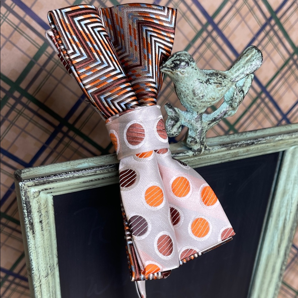Microfiber Patterned Tie - Picture 3 of 3